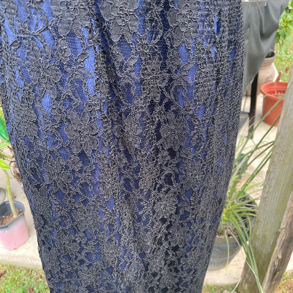 VINTAGE,NWT, Donna Ricco Black on Blue Laced V-Neck Cocktail Dress,Size 8 - Picture 4 of 7